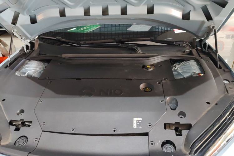 Used Nio ET5 2022 75 kWh Engine Bay