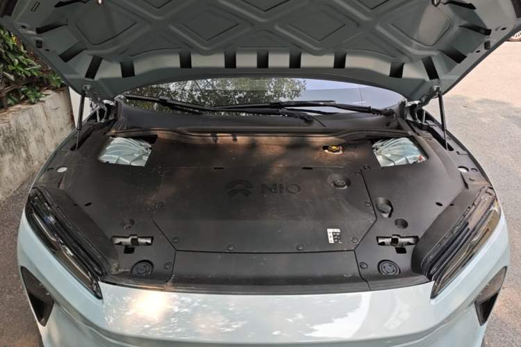Used Nio ET5 2022 75 kWh Engine Bay