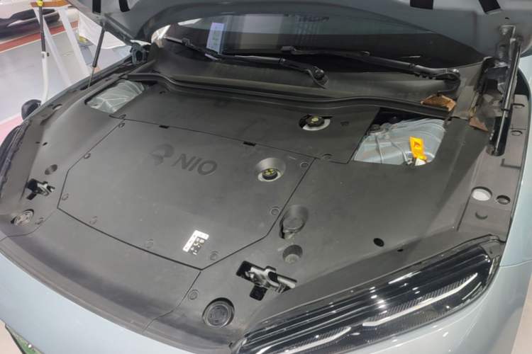 Used Nio ET5 2022 75 kWh Engine Bay