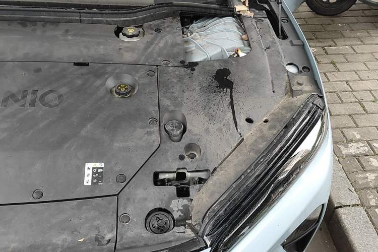 Used Nio ET5 2022 75 kWh Engine Bay Left