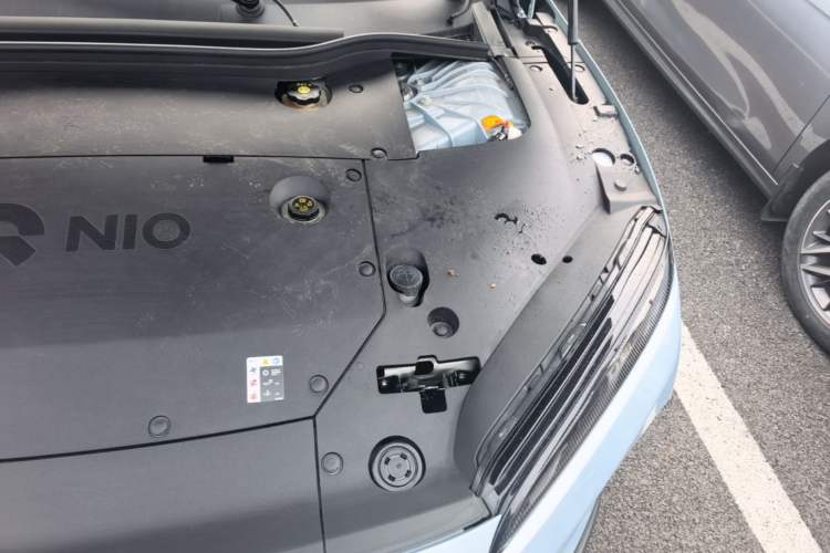 Used Nio ET5 2022 75 kWh Engine Bay Left