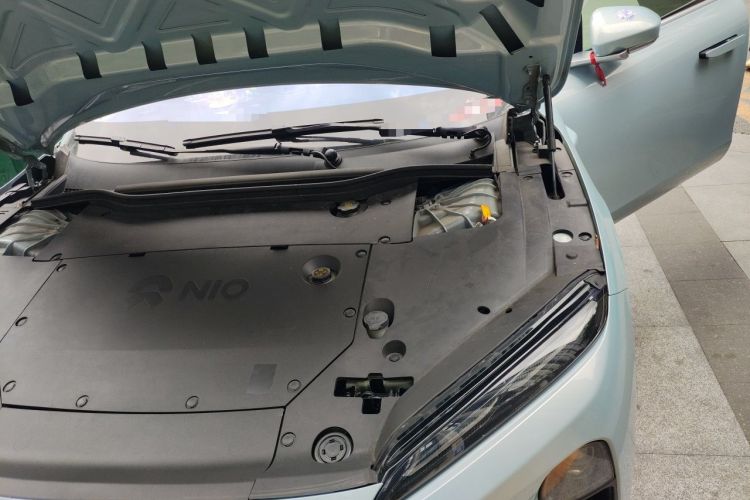 Used Nio ET5 2022 75 kWh Engine Bay Left