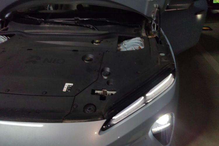 Used Nio ET5 2022 75 kWh Engine Bay Left