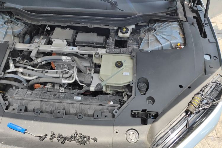 Used Nio ET5 2022 75 kWh Engine Bay Left