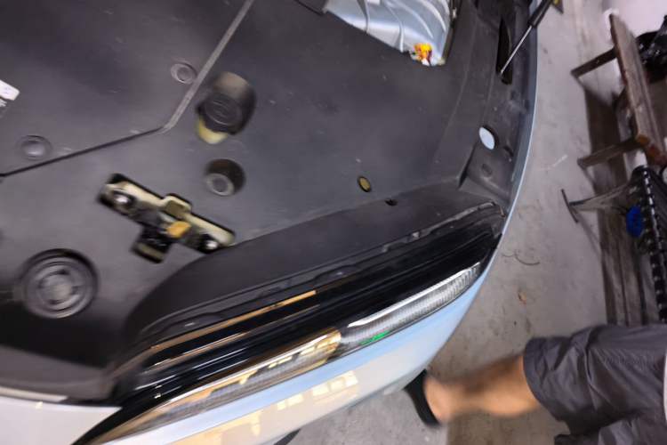 Used Nio ET5 2022 75 kWh Engine Bay Left