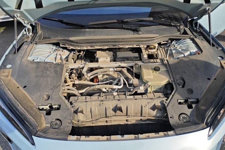 Used Nio ET5 2022 75 kWh Engine Bay
