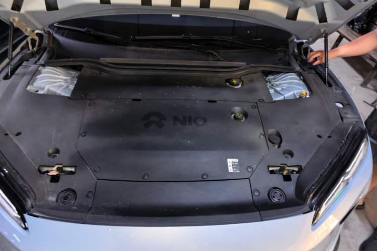 Used Nio ET5 2022 75 kWh Engine Bay