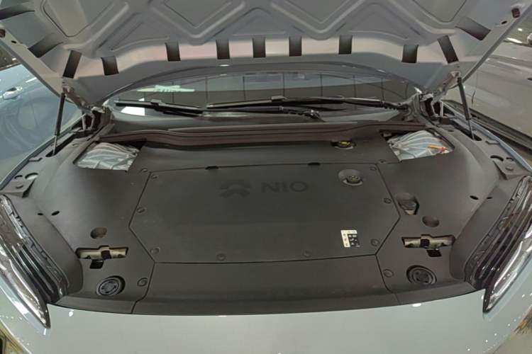 Used Nio ET5 2022 75 kWh Engine Bay