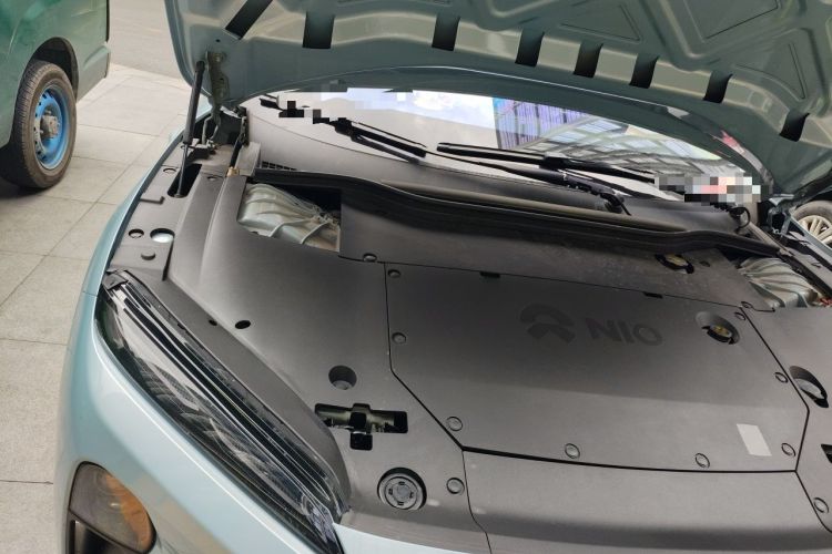 Used Nio ET5 2022 75 kWh Engine Bay Right