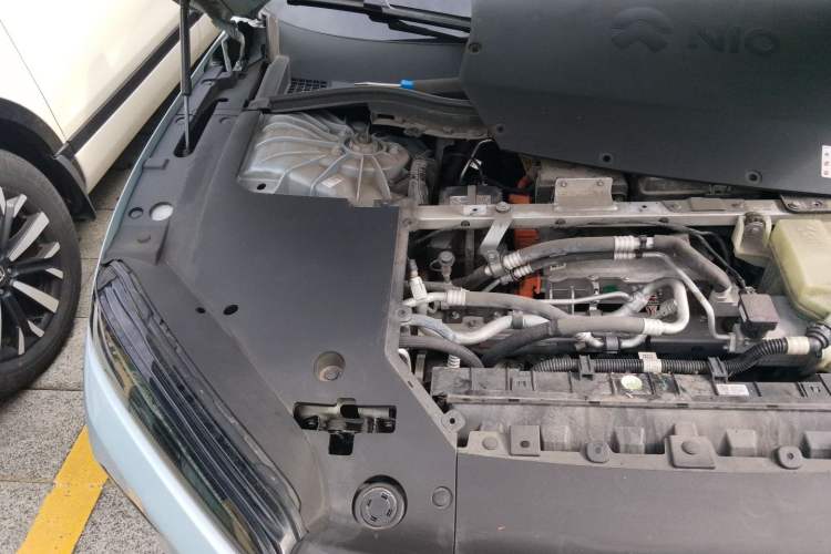 Used Nio ET5 2022 75 kWh Engine Bay Right