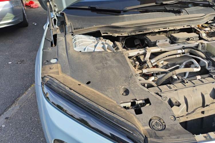 Used Nio ET5 2022 75 kWh Engine Bay Right