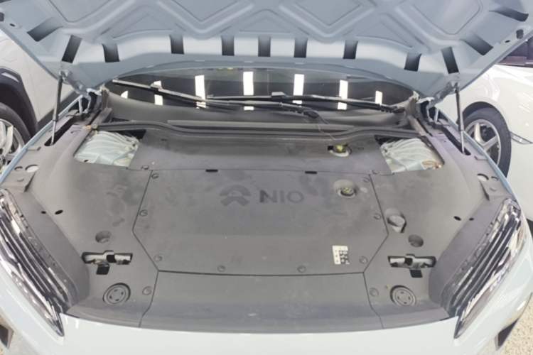 Used Nio ET5 2022 75 kWh Engine Bay