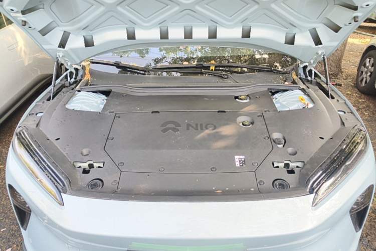 Used Nio ET5 2022 75 kWh Engine Bay