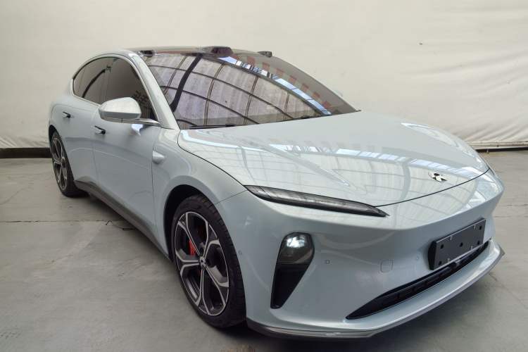 Used Nio ET5 2022 75 kWh Exterior 1