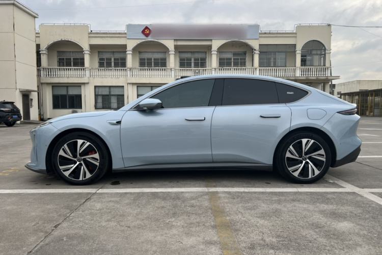 Used Nio ET5 2022 75 kWh Exterior 1