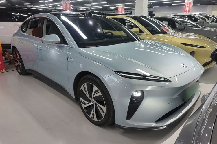 Used Nio ET5 2022 75 kWh Exterior 1