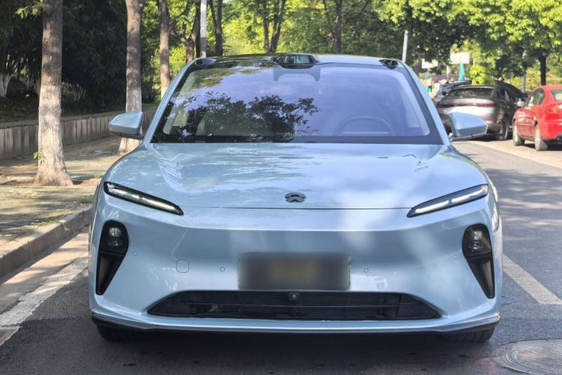 Used Nio ET5 2022 75 kWh Exterior 1