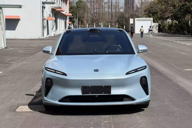 Used Nio ET5 2022 75 kWh Exterior 1