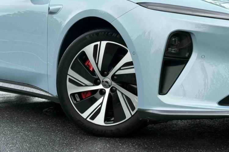 Used Nio ET5 2022 75 kWh Exterior 2