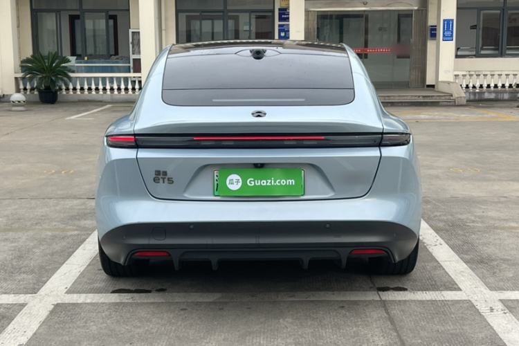 Used Nio ET5 2022 75 kWh Exterior 2