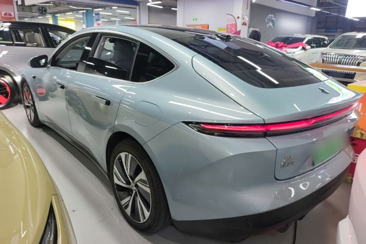 Used Nio ET5 2022 75 kWh Exterior 2