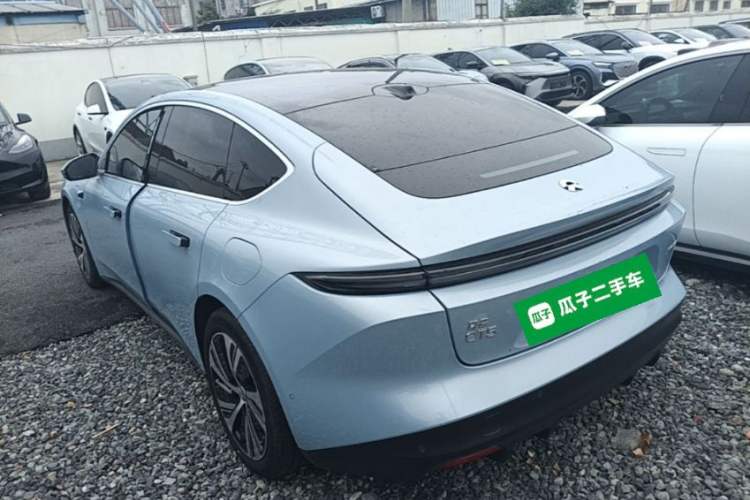 Used Nio ET5 2022 75 kWh Exterior 2