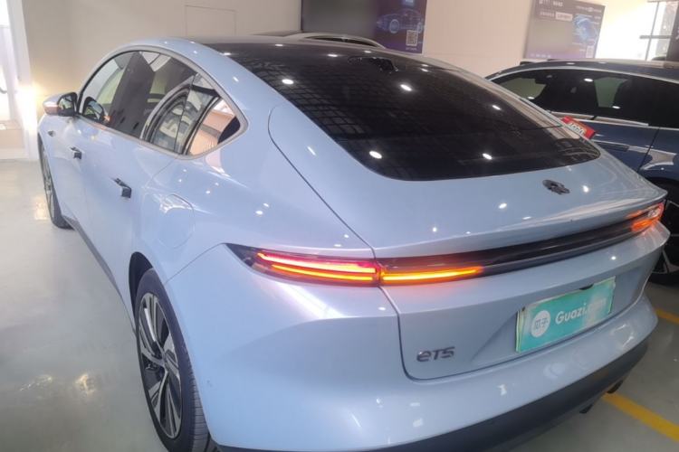 Used Nio ET5 2022 75 kWh Exterior 2