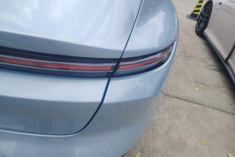 Used Nio ET5 2022 75 kWh Exterior 3