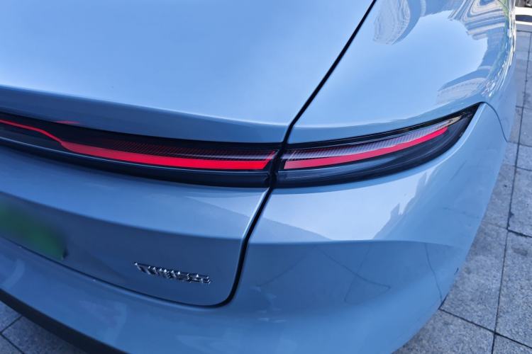Used Nio ET5 2022 75 kWh Exterior 3