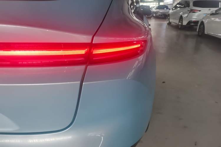 Used Nio ET5 2022 75 kWh Exterior 3