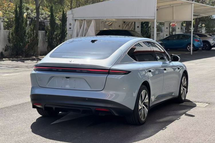Used Nio ET5 2022 75 kWh Exterior 3