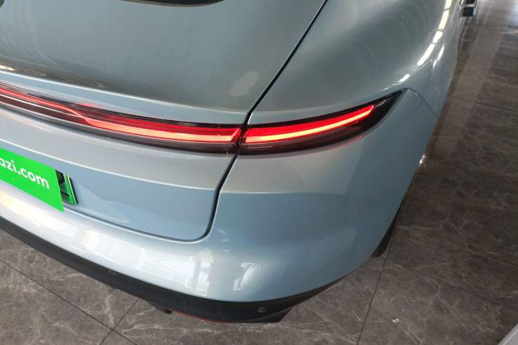 Used Nio ET5 2022 75 kWh Exterior 3