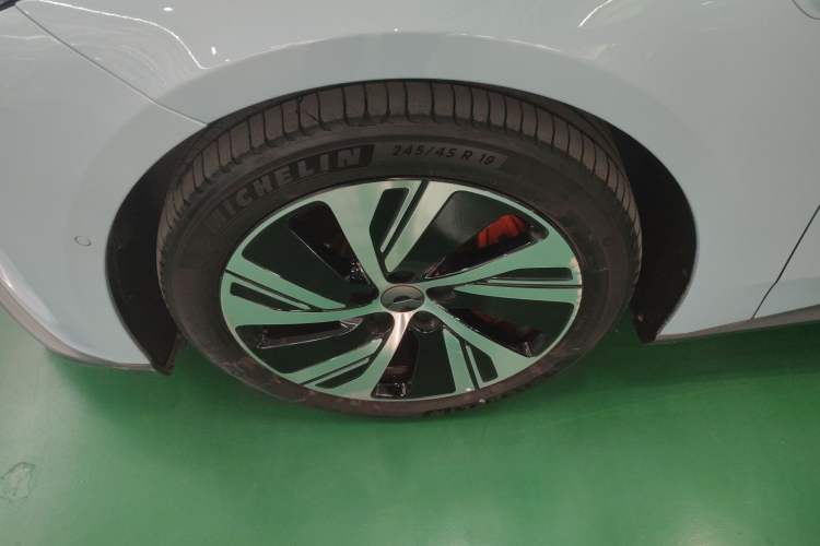Used Nio ET5 2022 75 kWh Exterior 4
