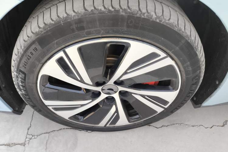 Used Nio ET5 2022 75 kWh Exterior 4
