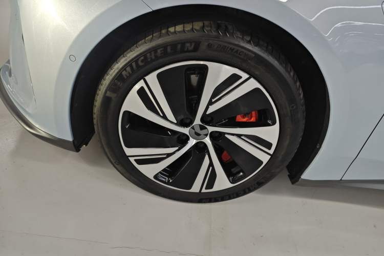 Used Nio ET5 2022 75 kWh Exterior 4