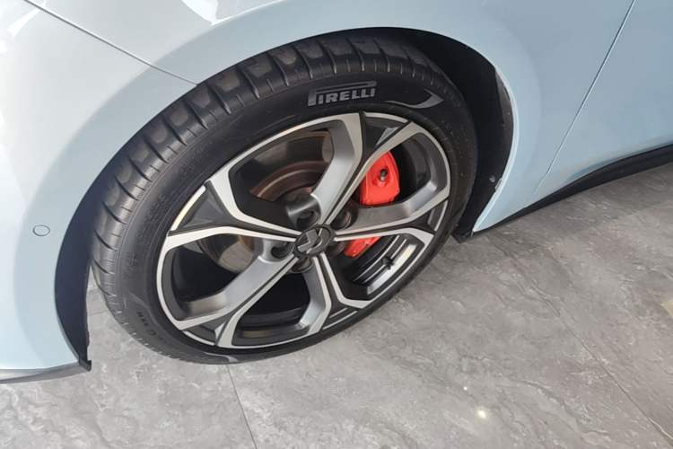 Used Nio ET5 2022 75 kWh Exterior 4