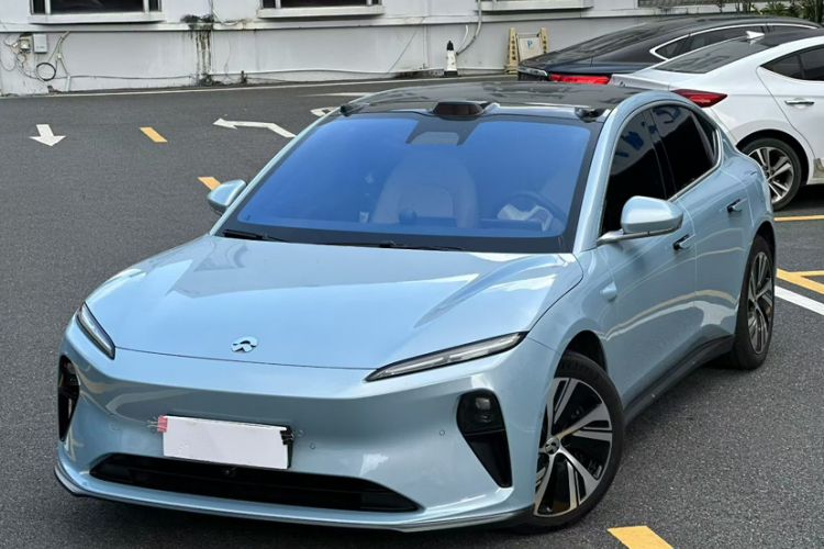 Used Nio ET5 2022 75 kWh Exterior 4