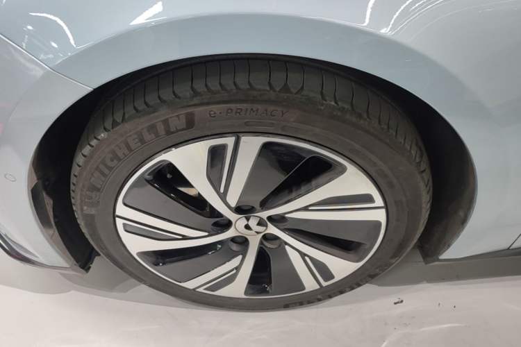 Used Nio ET5 2022 75 kWh Exterior 4