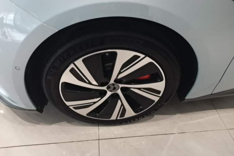 Used Nio ET5 2022 75 kWh Exterior 4