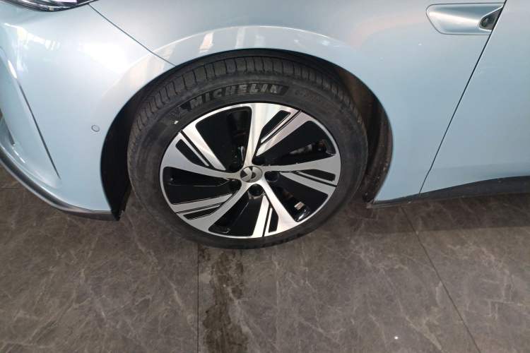 Used Nio ET5 2022 75 kWh Exterior 4