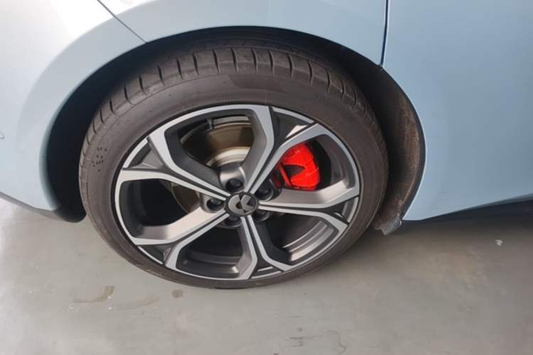 Used Nio ET5 2022 75 kWh Exterior 5