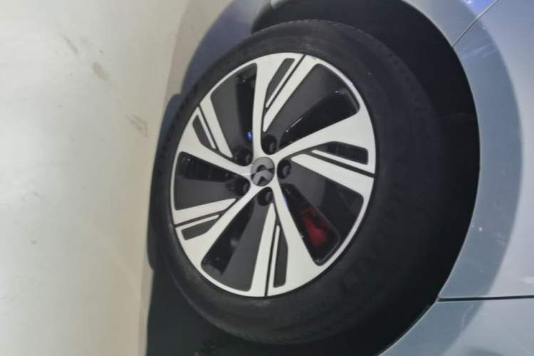 Used Nio ET5 2022 75 kWh Exterior 5