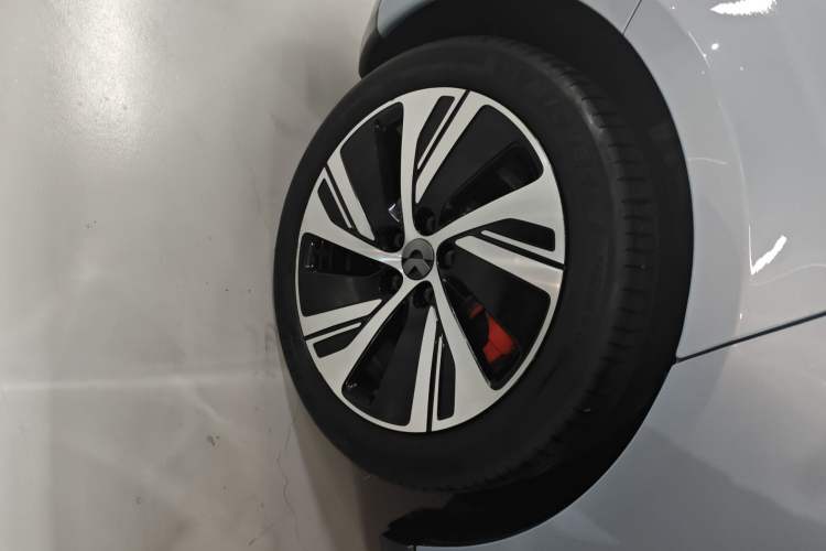 Used Nio ET5 2022 75 kWh Exterior 5