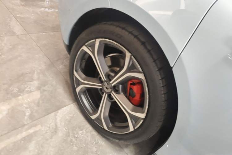 Used Nio ET5 2022 75 kWh Exterior 5