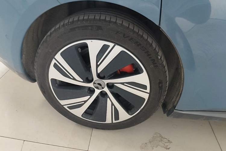 Used Nio ET5 2022 75 kWh Exterior 5
