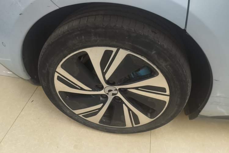 Used Nio ET5 2022 75 kWh Exterior 5