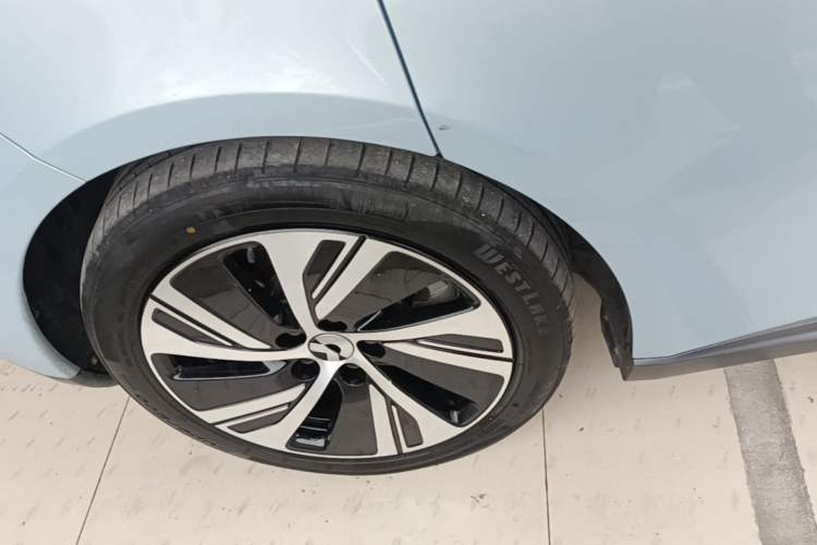 Used Nio ET5 2022 75 kWh Exterior 5