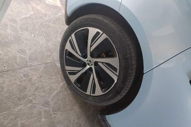 Used Nio ET5 2022 75 kWh Exterior 5