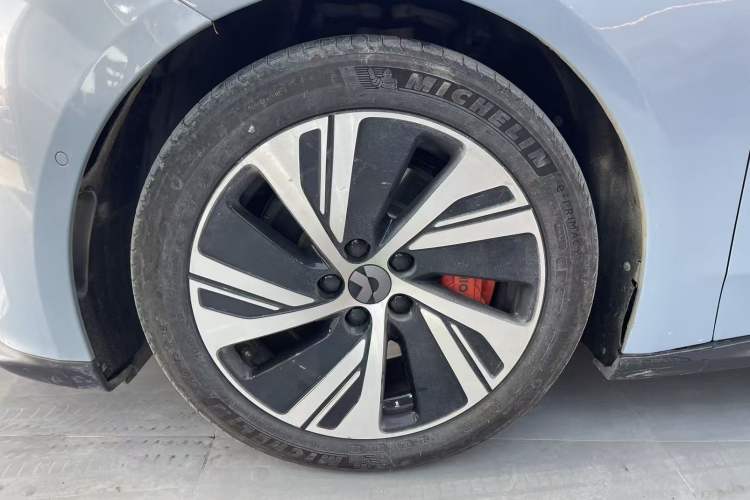 Used Nio ET5 2022 75 kWh Exterior 6