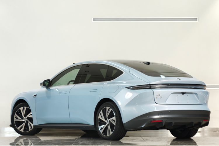 Used Nio ET5 2022 75 kWh Exterior 6